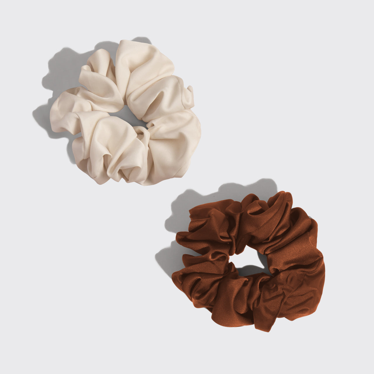 Cream & Camel Oversized Scrunchies - Image 3