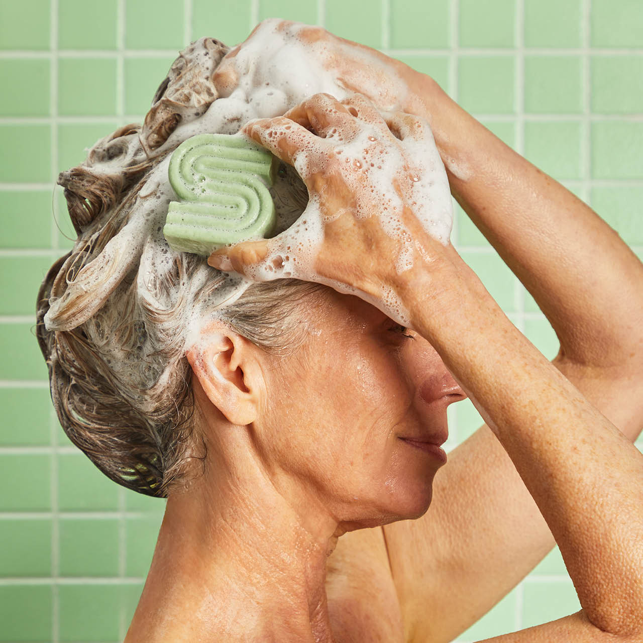 Tea Tree & Mint Clarifying Shampoo Bar - Image 4