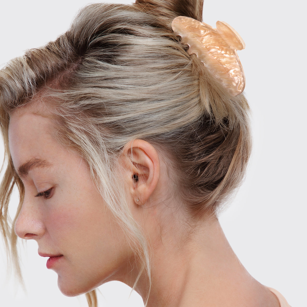 Blonde Marble Claw Clip - Image 5