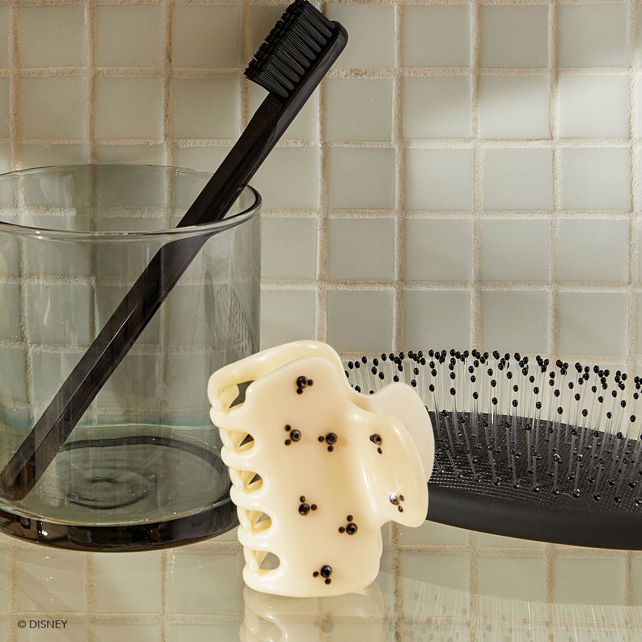 Kitsch x Mickey and Minnie Cloud Claw Clip in Cream Rhinestone - Image 4